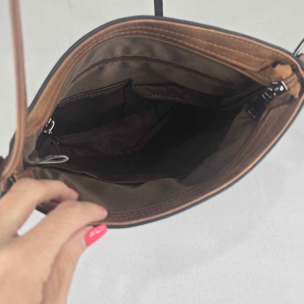 Masintor Vegan Leather Crossbody Shoulder Bag - Picture 9 of 16